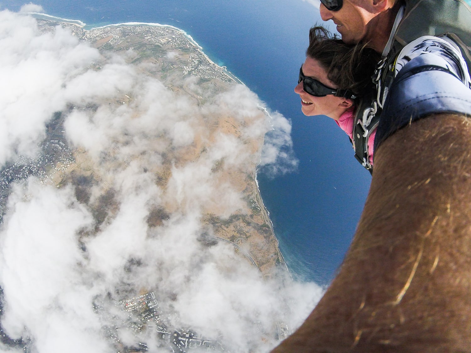 Sauter en parachute depuis un hélicoptère à l'ile de la Réunion !